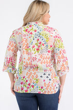 Load image into Gallery viewer, Plus Size Cream Floral Button-Down Shirt
