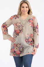 Load image into Gallery viewer, Plus Size Vintage Stone Floral Tunic with Lace Appliqué
